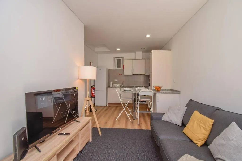 Charmoso Apartamento Com 1 Quarto - 10 Minutos Da Praia Parede Διαμέρισμα