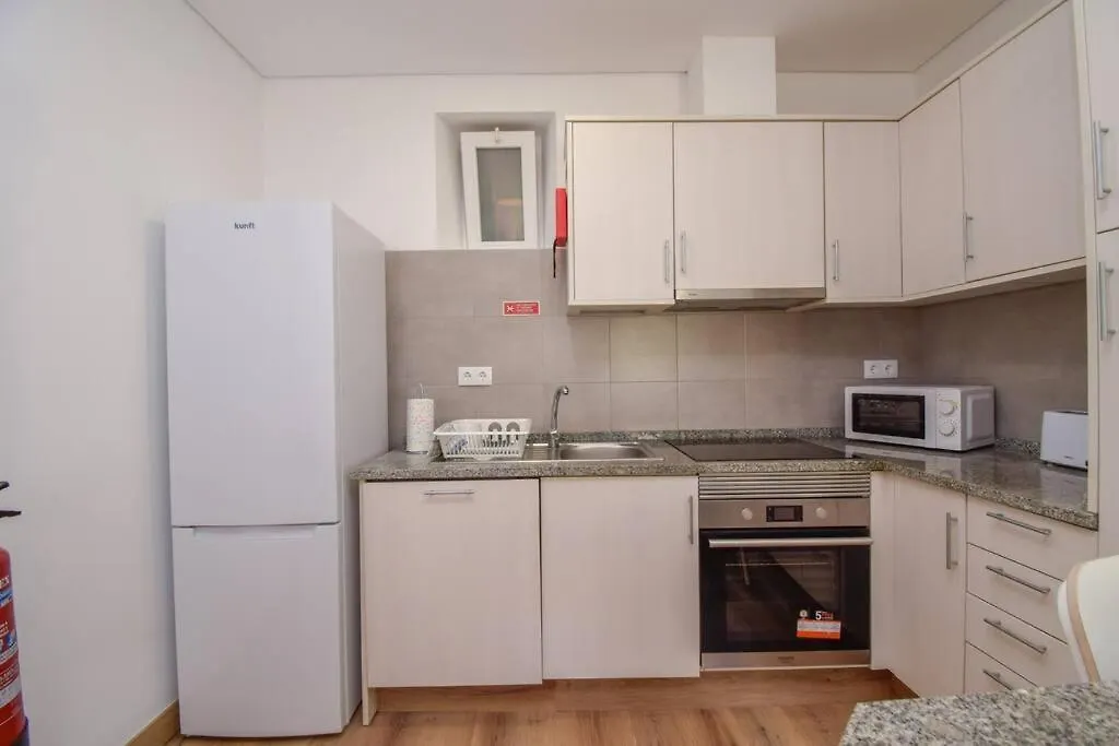 Apartment Charmoso Apartamento Com 1 Quarto - 10 Minutos Da Praia Parede